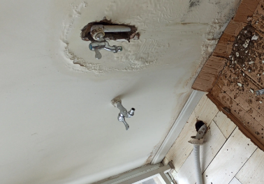 积石山卫生间测漏水